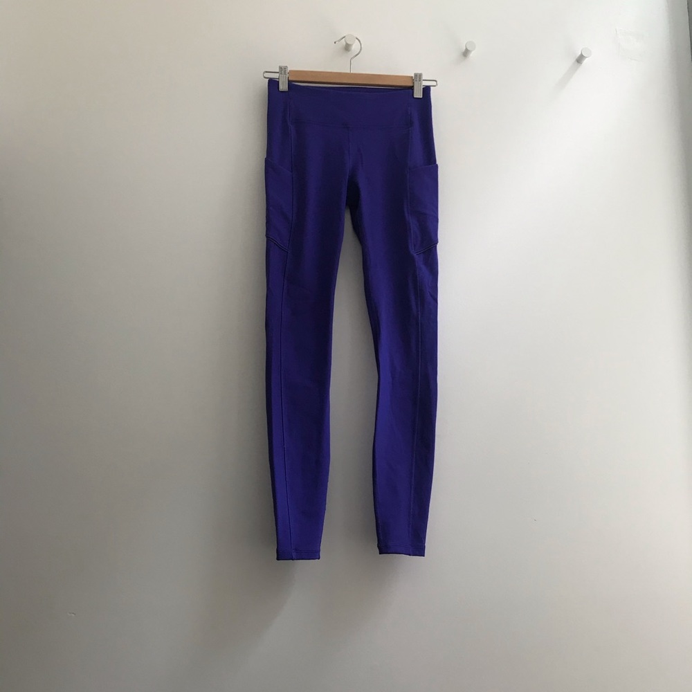 Lululemon Speed Up Tight electric blue pants